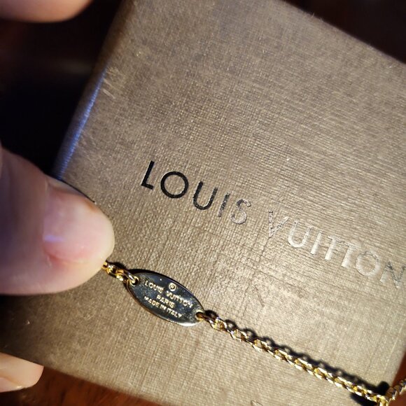 Authentic LOUIS VUITTON Essential V California Dreaming Bracelet Gold M69580 - Picture 4 of 8